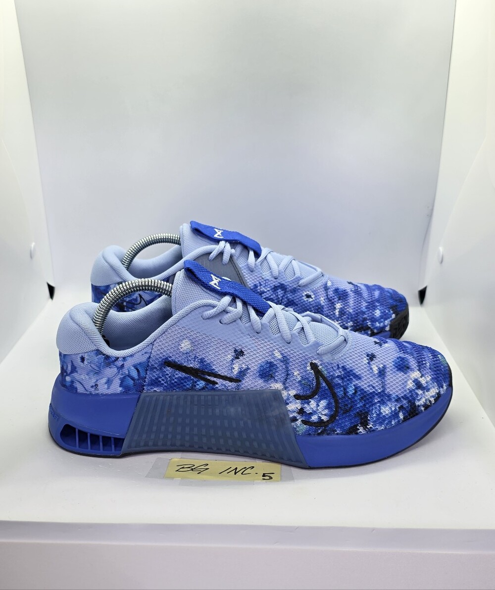 Nike Men's Metcon 9 AMP Aluminum Size 9.5 Racer Blue Workout Shoe HJ6008-400 - Picture 6 of 13
